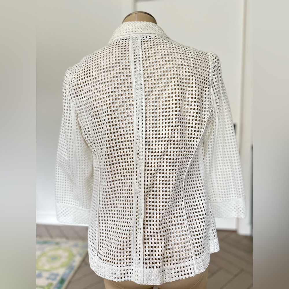 Trina Turk Cropped Sleeve Perforated Blazer White Eyelet - Picture 5 of 6